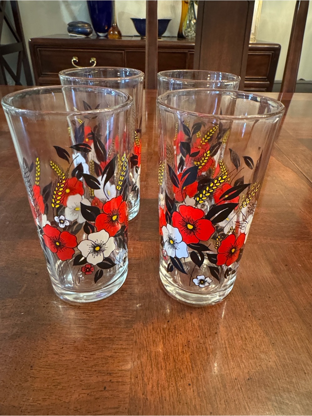 Vintage Set of 4 Floral Glasses Red White Black Flowers